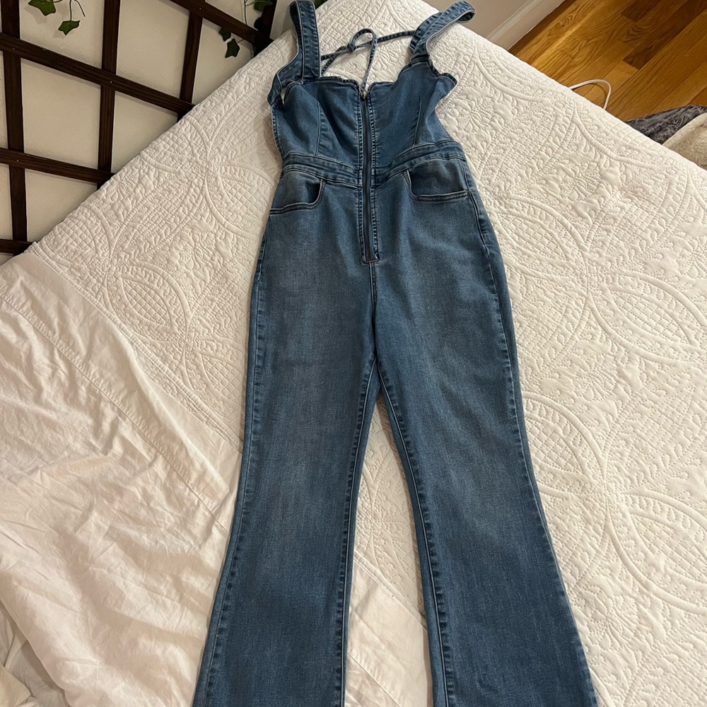 Stretchy Jean Open-Back Wide-Leg Overalls Size 6